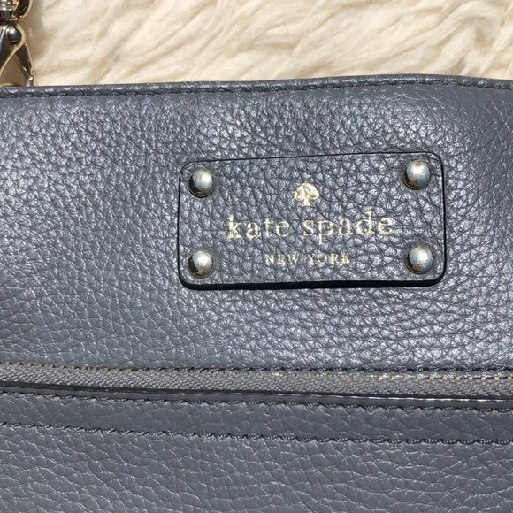 Kate Spade Grey Leather Crossbody bag purse - Picture 4 of 5